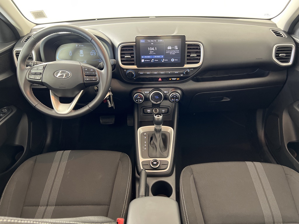 2023 Hyundai Venue SEL photo 13