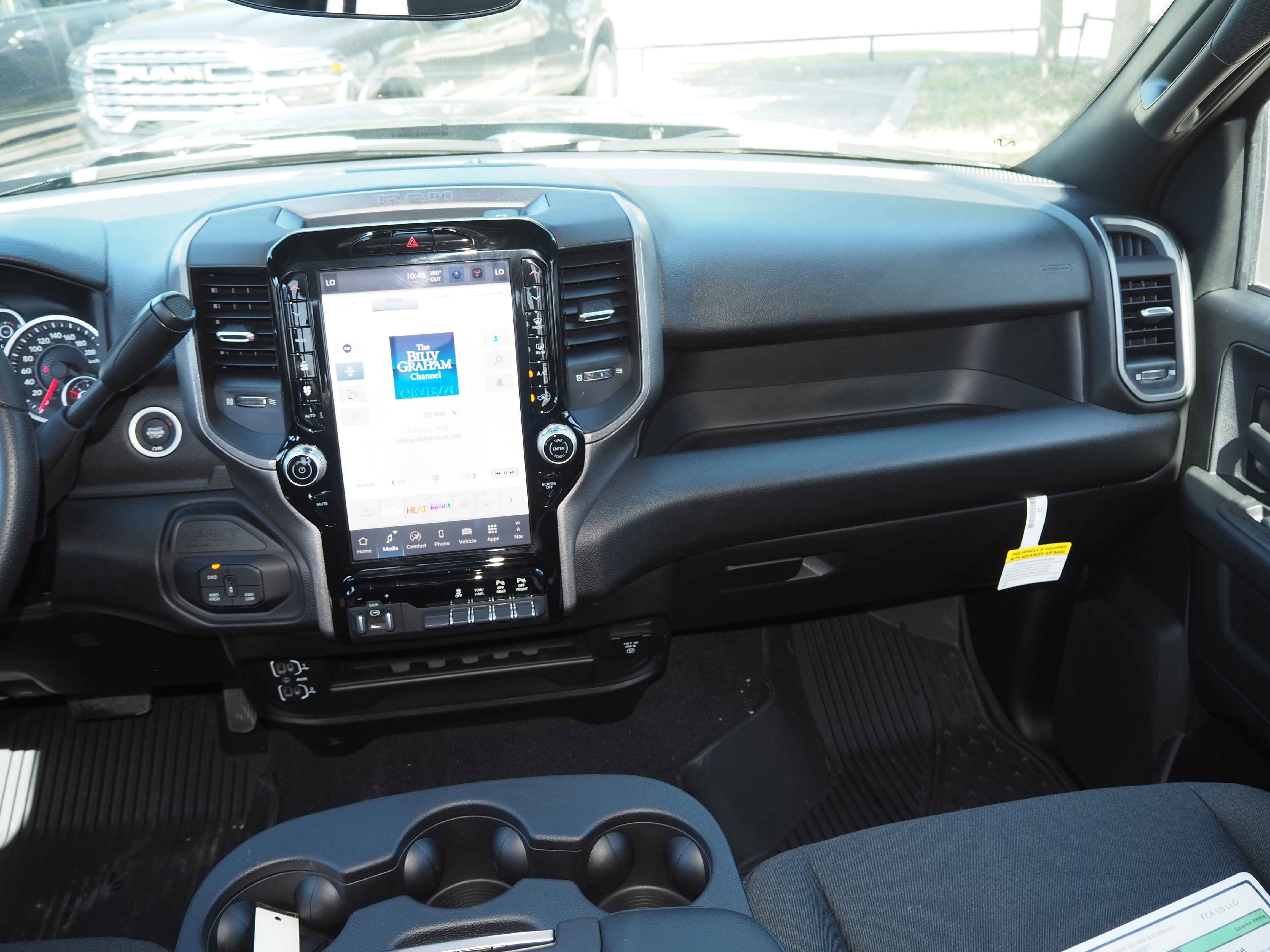 2026 Ram 2500 Tradesman photo 2