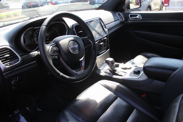 2019 Jeep Grand Cherokee Limited photo 2