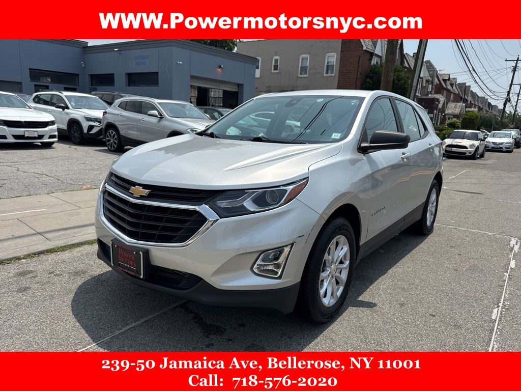 2020 Chevrolet Equinox LS's photo