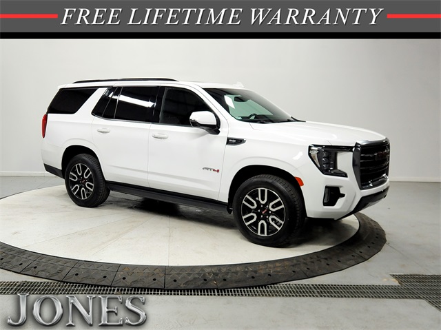 2021 GMC Yukon AT4's photo