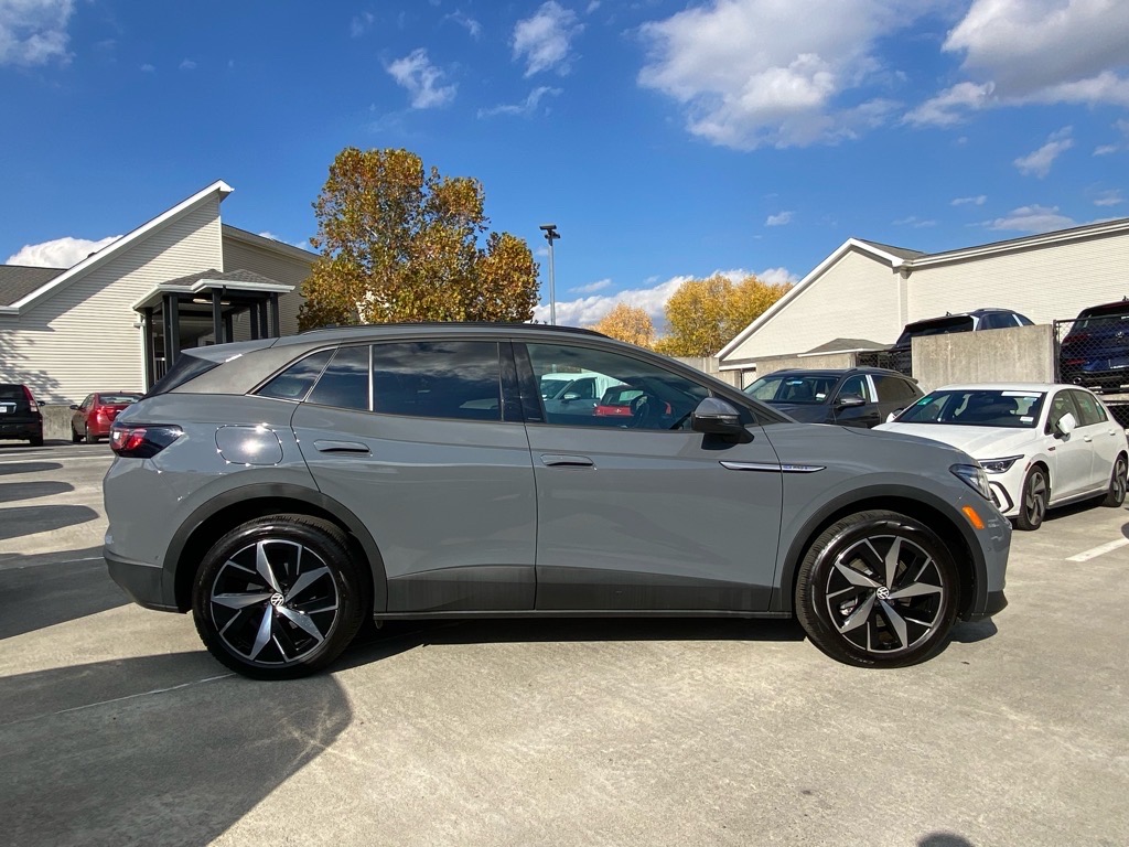 Used 2023 Volkswagen ID.4 PRO S with VIN 1V2WNPE86PC034888 for sale in Alexandria, VA