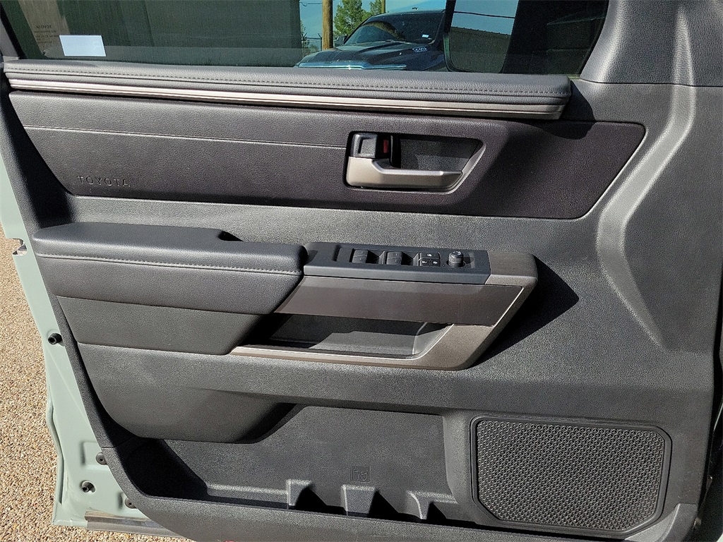 2024 Toyota Tundra SR5 photo 18