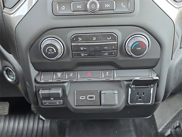 2025 Chevrolet Silverado 3500HD photo 18