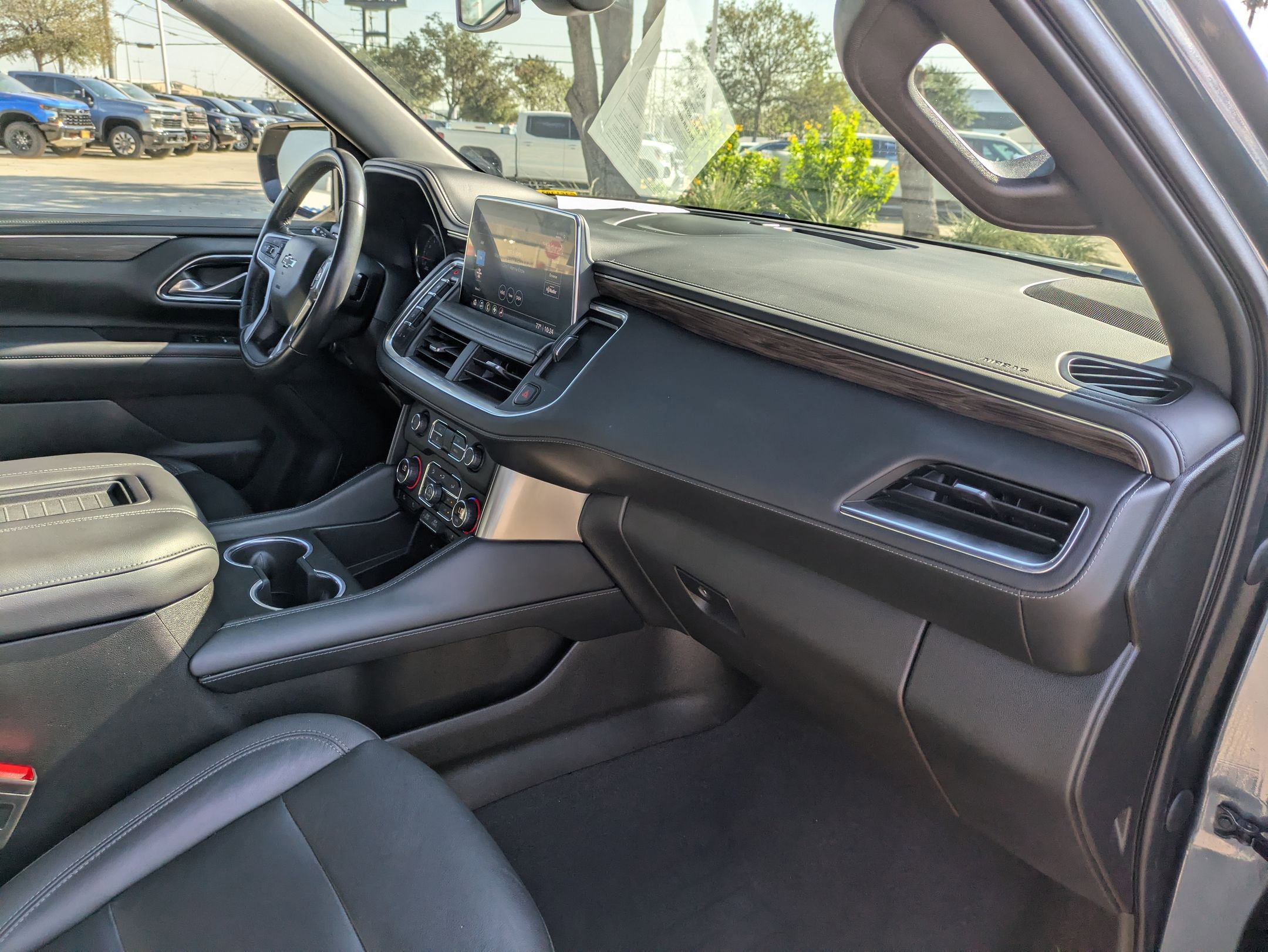 2021 Chevrolet Tahoe Z71 photo 30