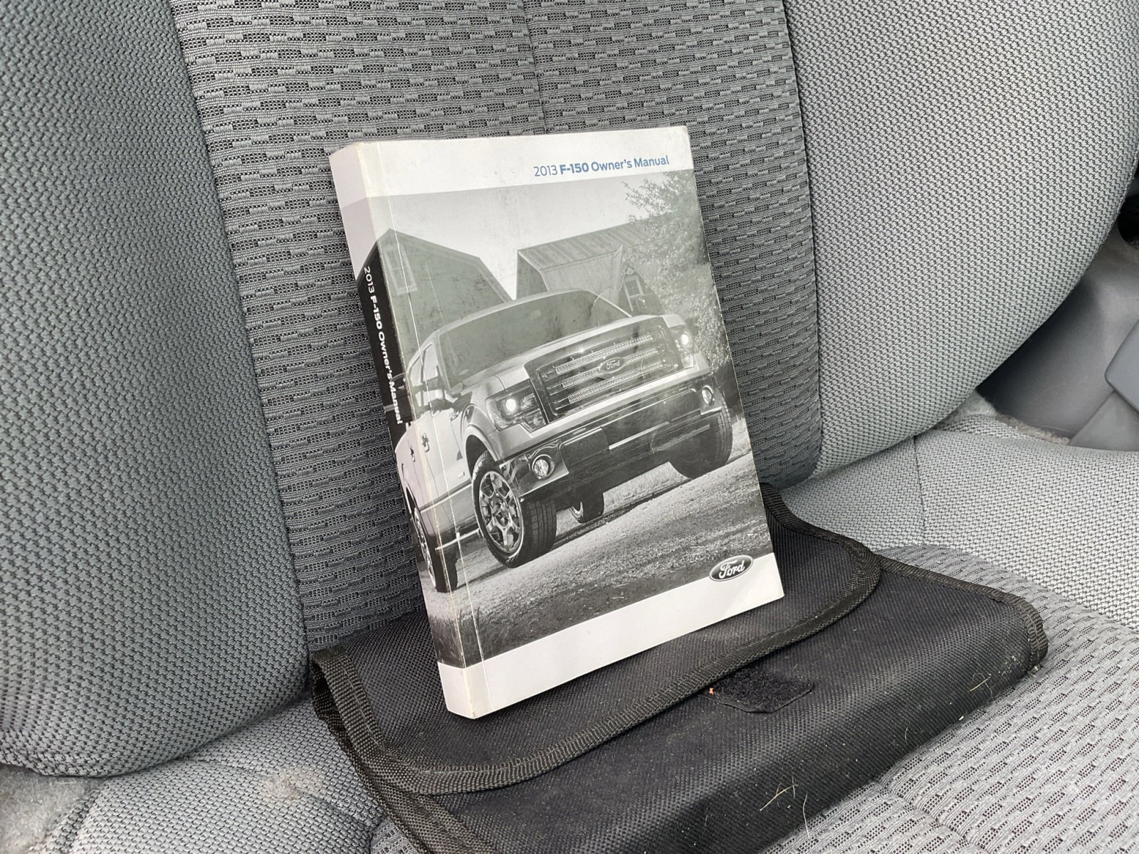 2013 Ford F-150 XLT photo 20