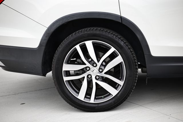 2016 Honda Pilot Touring photo 6