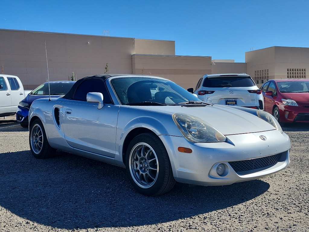 2005 Toyota MR2 Spyder Base photo 3