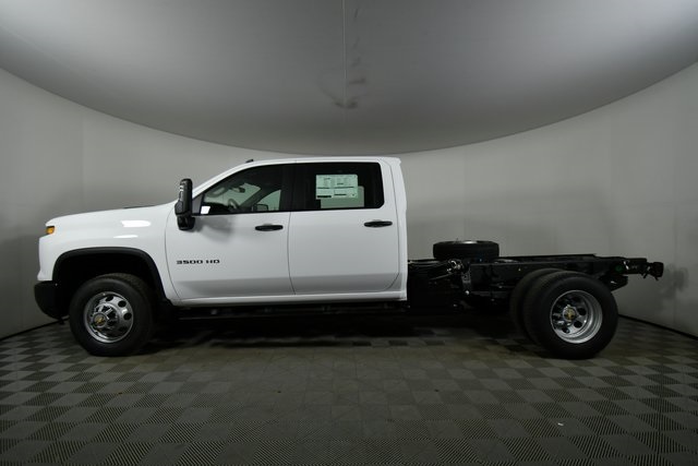 2025 Chevrolet Silverado 3500HD Work Truck photo 14