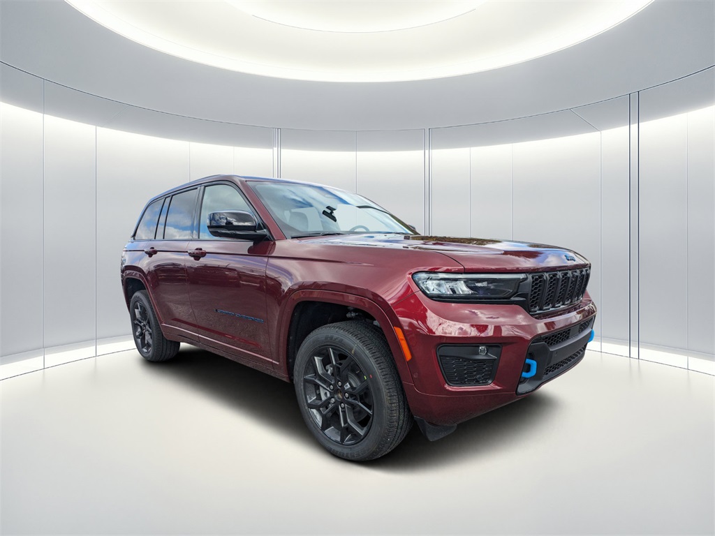 2025 Jeep Grand Cherokee Anniversary Edition 4xe's photo