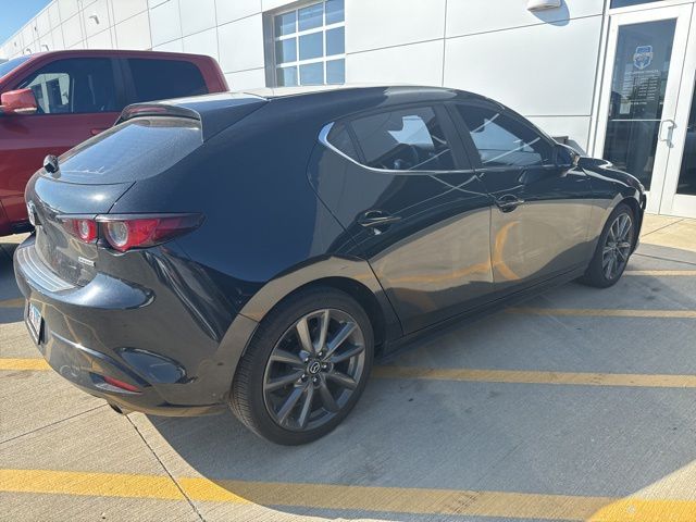 2021 Mazda Mazda3 Preferred photo 2