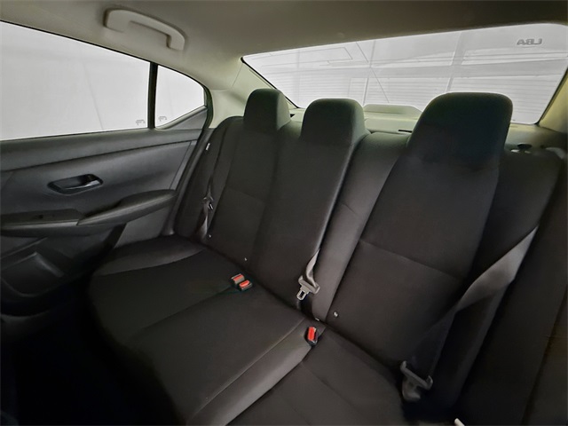 2025 Nissan Sentra S photo 6