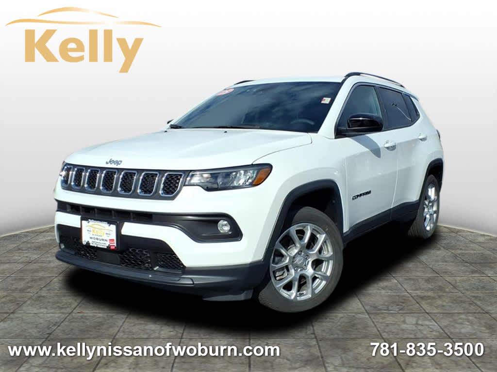 2023 Jeep Compass Latitude Lux's photo