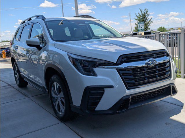 New 2025 CRYSTAL WHITE PEARL Subaru Premium 7 - Passenger image 1