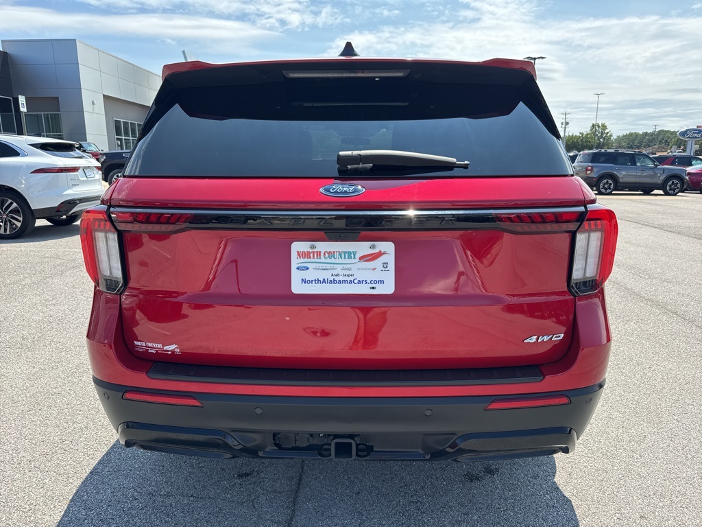 2025 Ford Explorer ST-Line photo 3