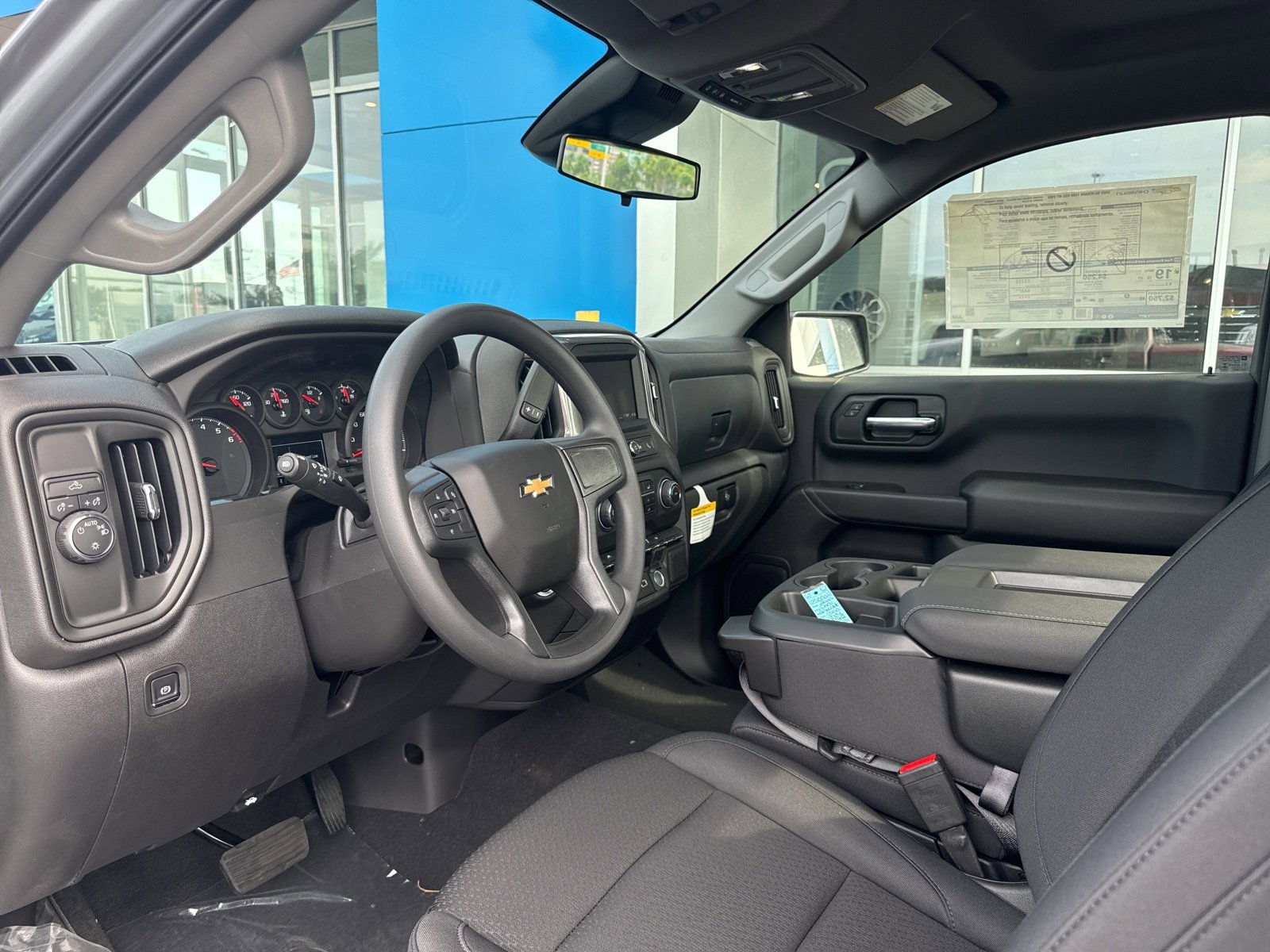 2025 Chevrolet Silverado 1500 photo 10