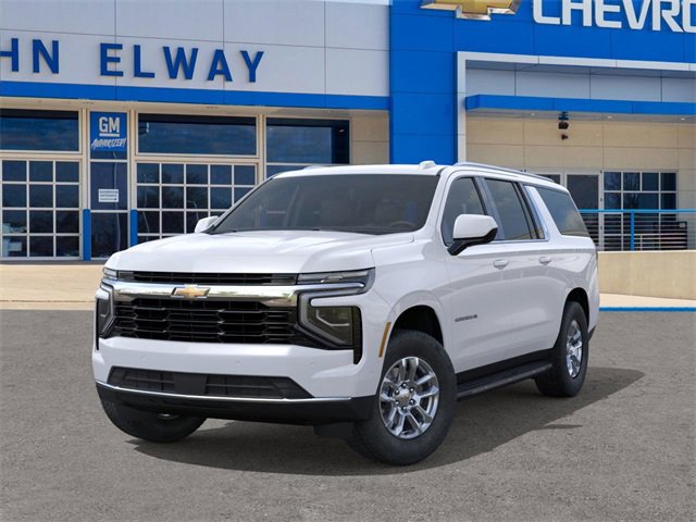 2025 Chevrolet Suburban LS photo 5
