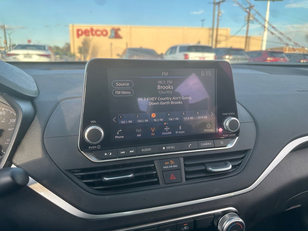 2025 Nissan Altima 2.5 S photo 10