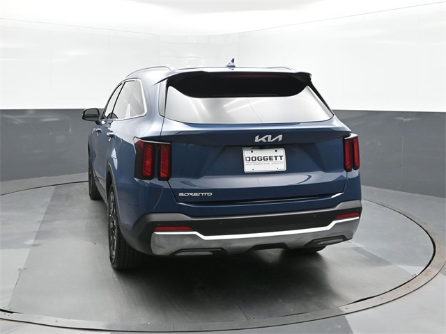 2025 Kia Sorento S photo 4