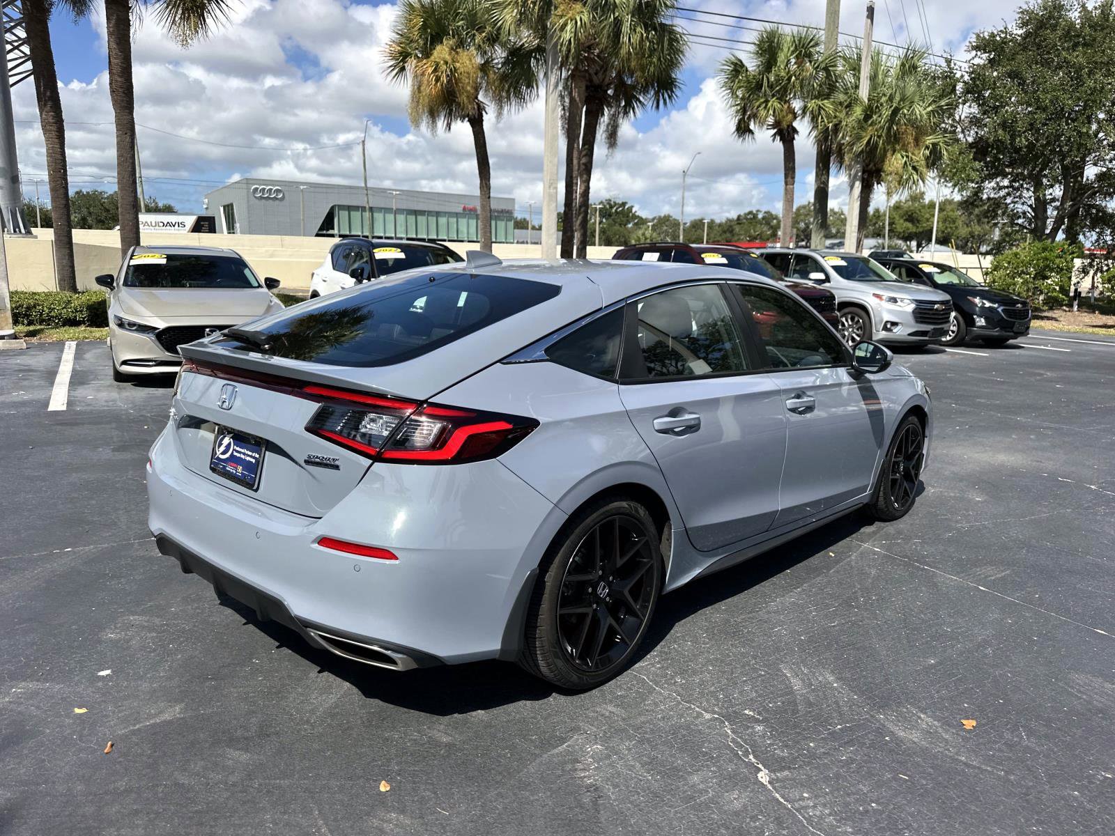 2022 Honda Civic Sport Touring Hatchback photo 3