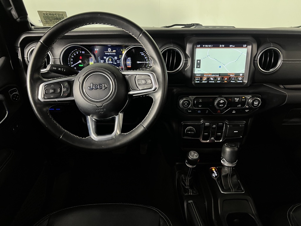 2022 Jeep Wrangler Unlimited Sahara 4xe photo 11