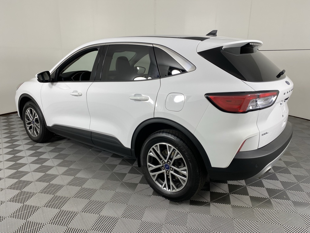 2022 Ford Escape SEL photo 10