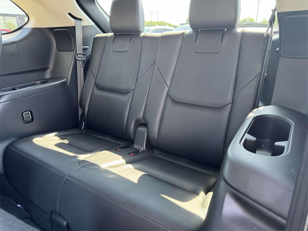 2021 Mazda CX-9 Touring photo 16
