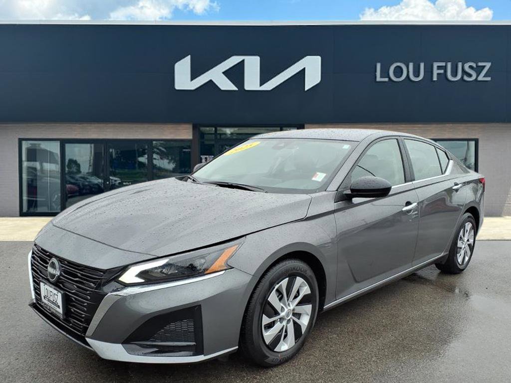 2025 Nissan Altima S