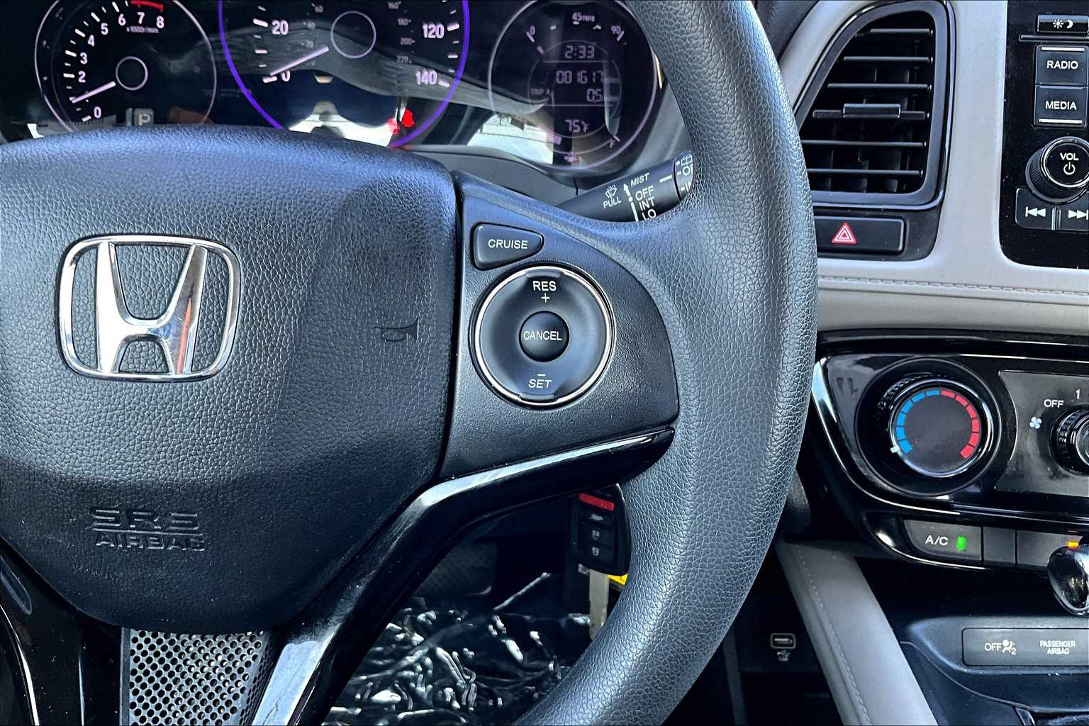 2019 Honda HR-V LX photo 23