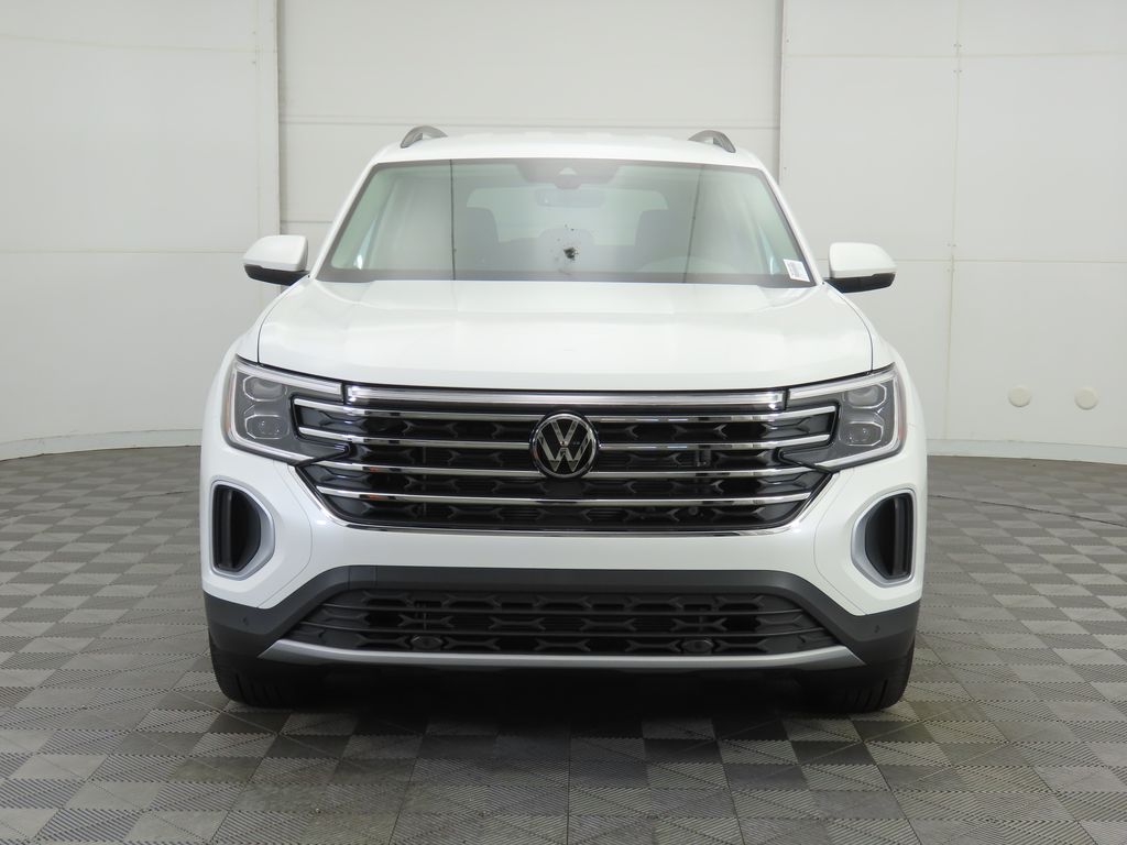 2026 Volkswagen Atlas SE Technology photo 2