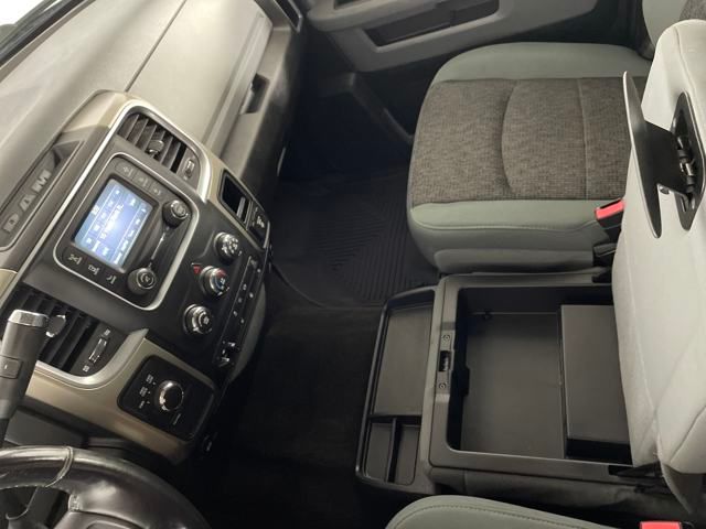 2013 Ram 2500 SLT photo 23
