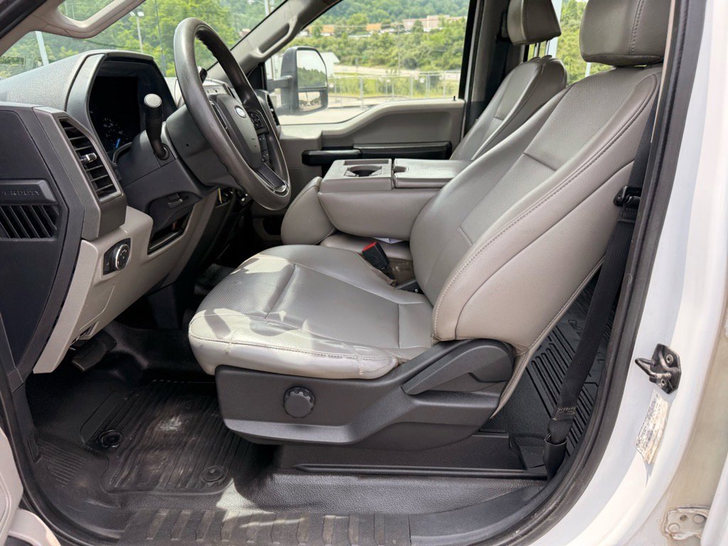 2022 Ford F-450 XL photo 12