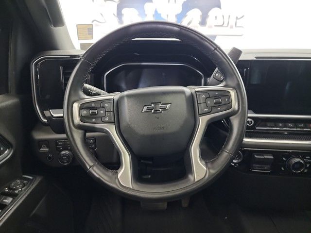 2024 Chevrolet Silverado 3500HD LT photo 12