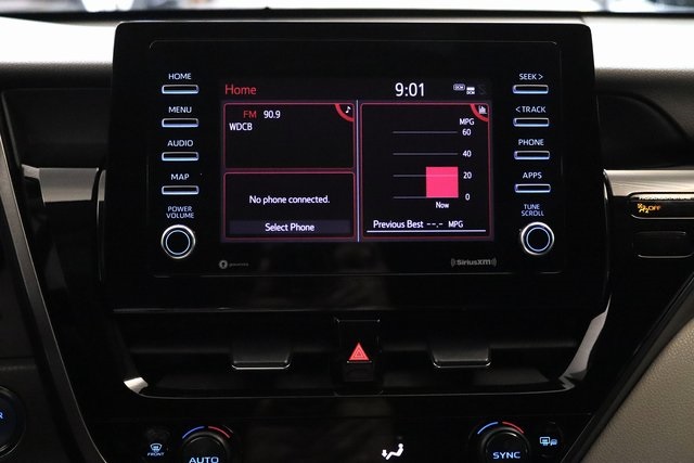 2023 Toyota Camry Hybrid LE photo 5