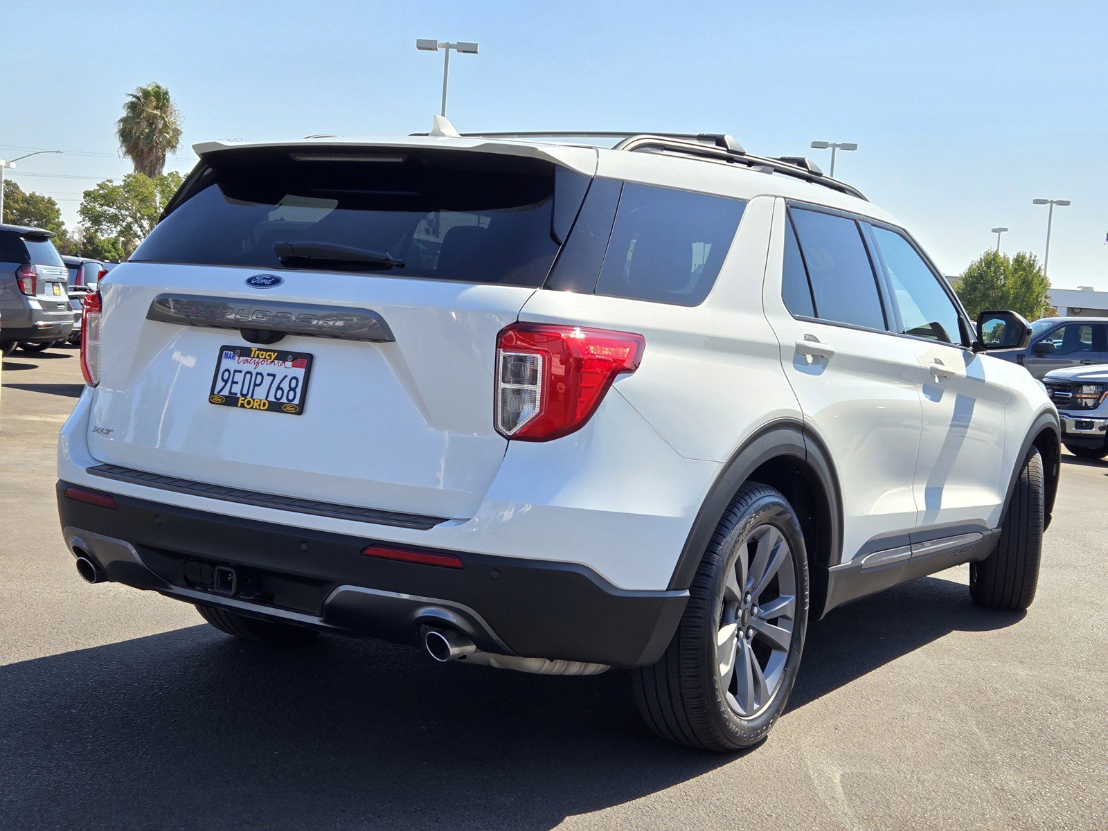 2023 Ford Explorer XLT photo 4