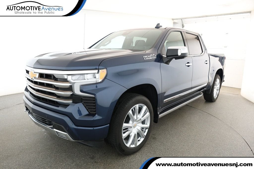 2022 Chevrolet Silverado 1500 High Country's photo