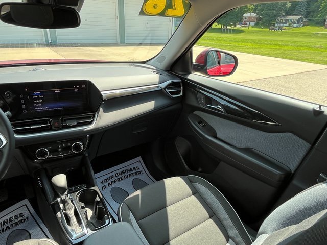 2026 Chevrolet Trailblazer LT photo 18