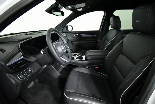 2025 Buick Enclave Sport Touring photo 4