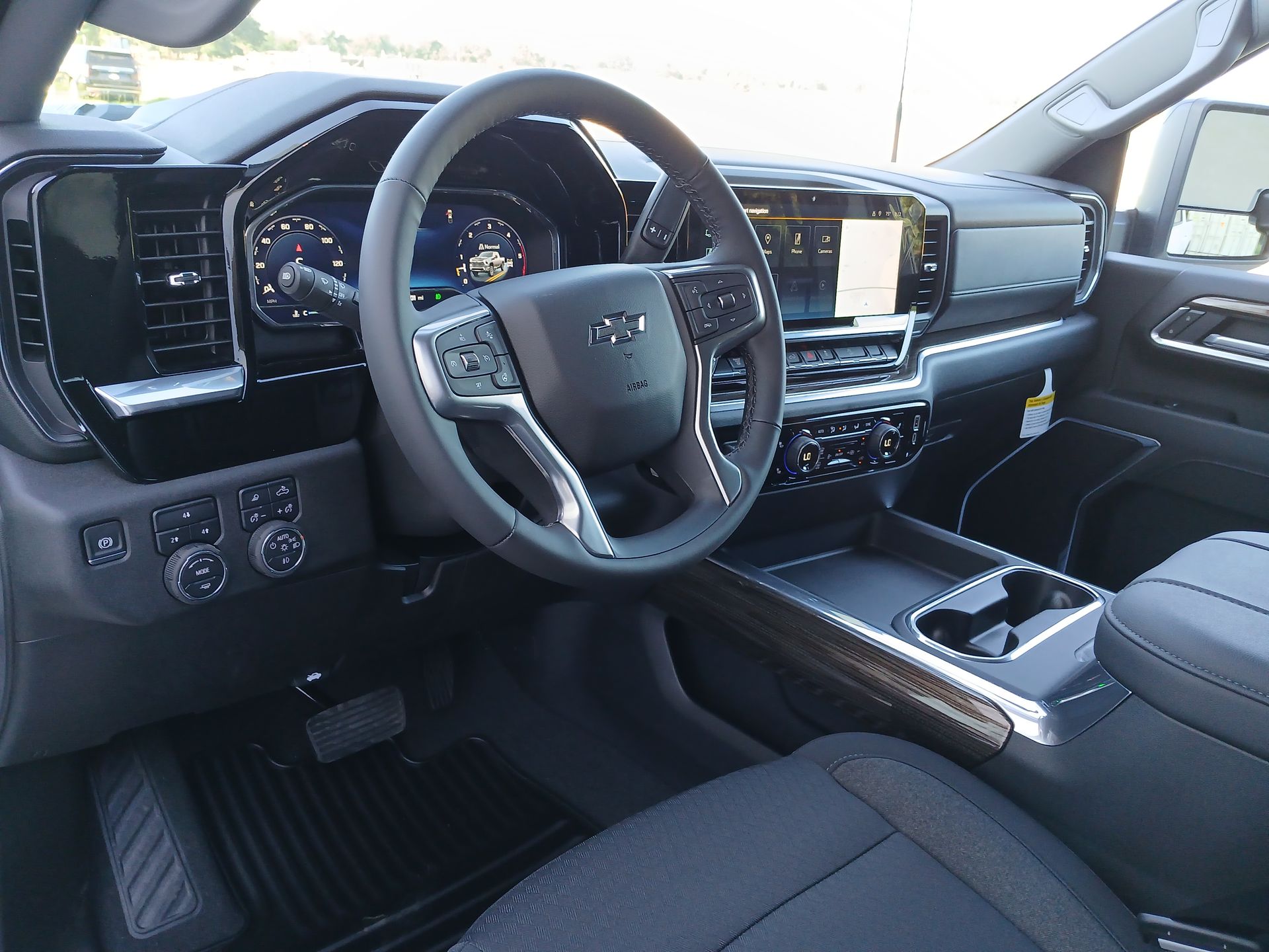 2025 Chevrolet Silverado 2500HD LT photo 10