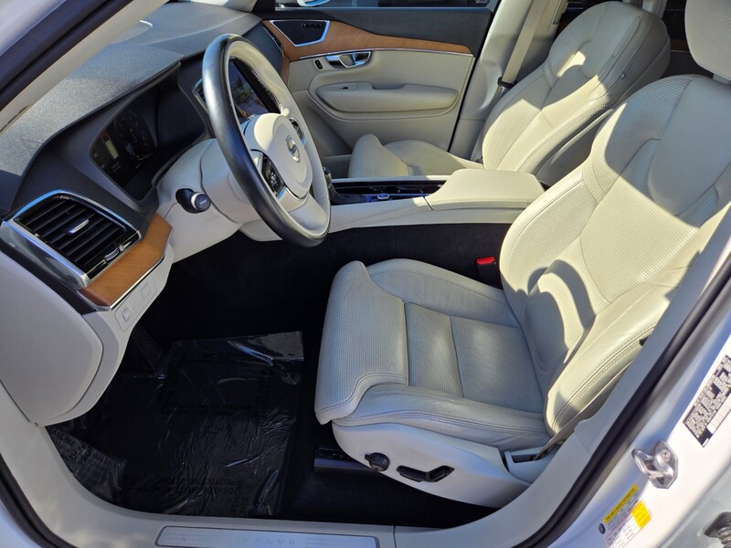 2018 Volvo XC90 T6 Inscription photo 3