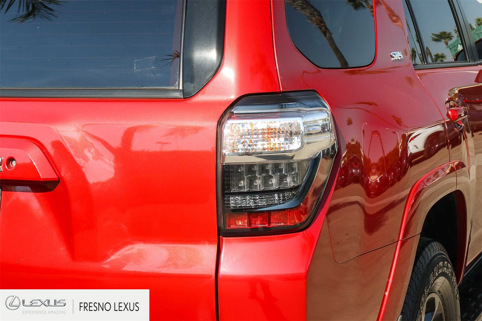 2018 Toyota 4Runner SR5 Premium photo 7