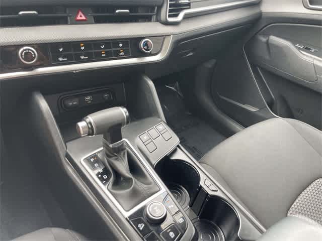 2023 Kia Sportage LX photo 21
