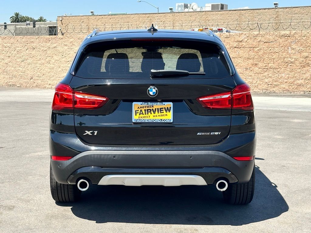 2021 BMW X1 sDrive28i