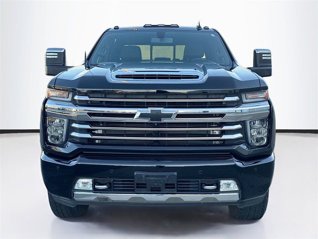 2022 Chevrolet Silverado 2500HD High Country photo 2