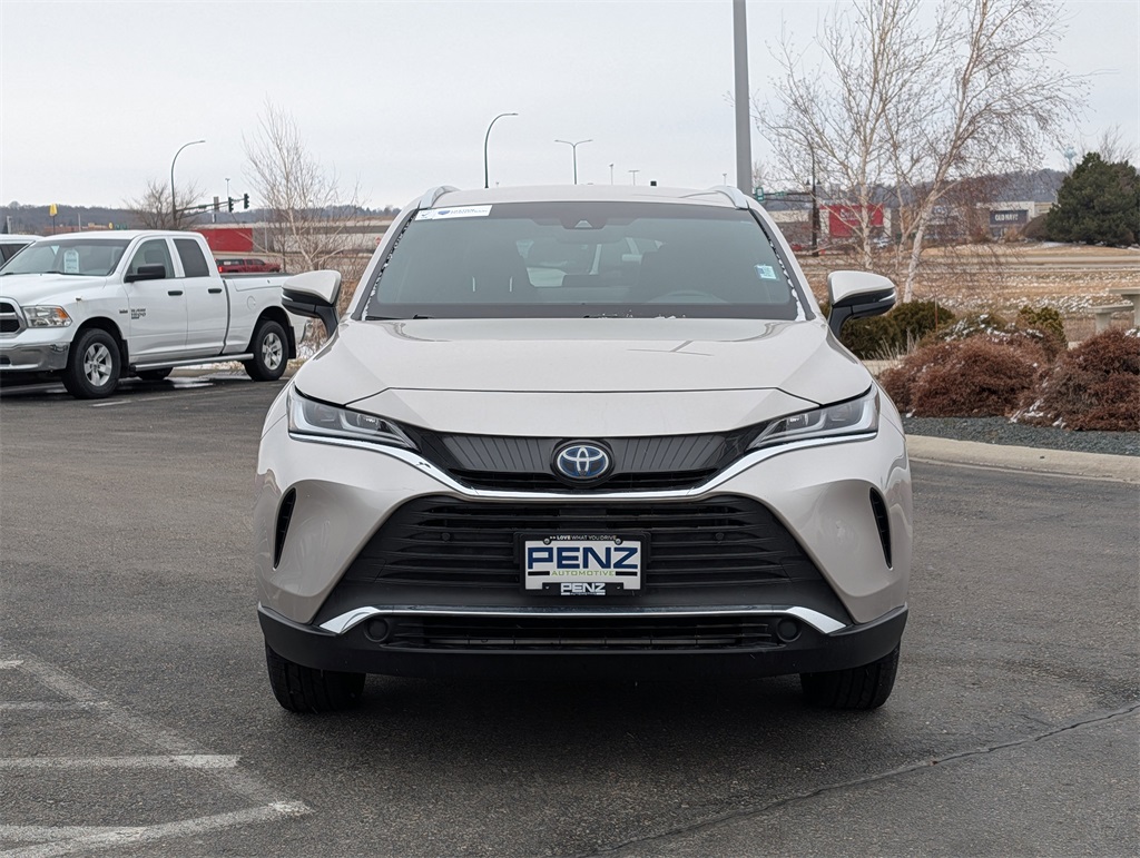 Used 2021 Toyota Venza XLE with VIN JTEAAAAH8MJ086861 for sale in Rochester, Minnesota