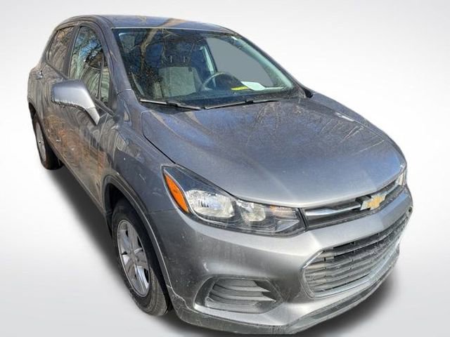 2020 Chevrolet Trax LS's photo
