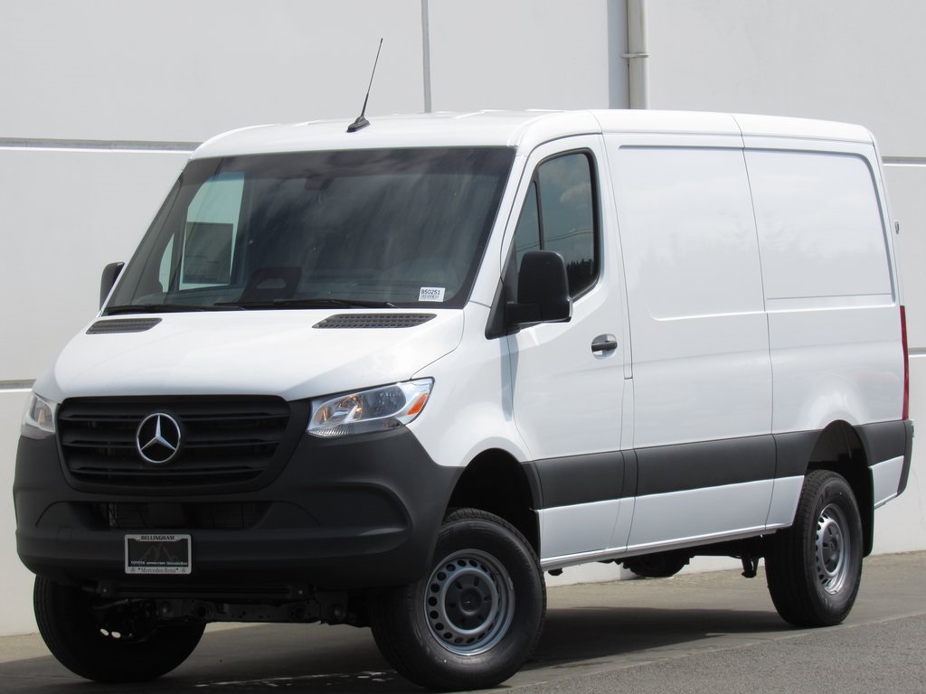2025 Mercedes-Benz Sprinter Cargo Van Base's photo