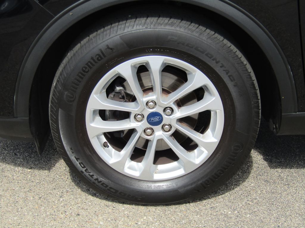2022 Ford Escape SE photo 4