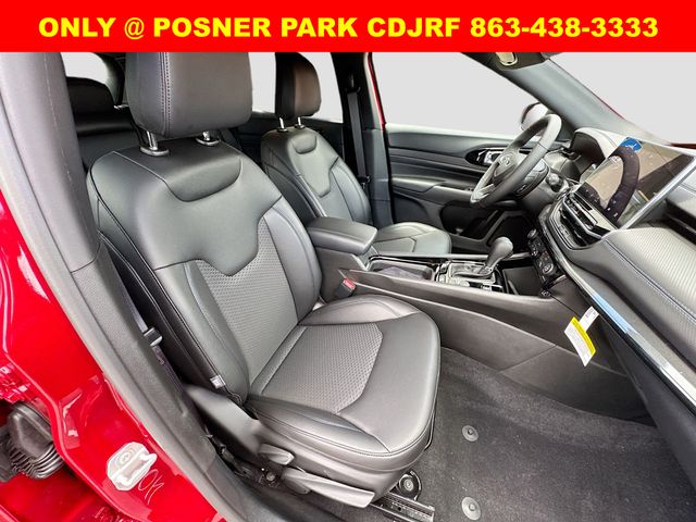 2025 Jeep Compass Latitude photo 22
