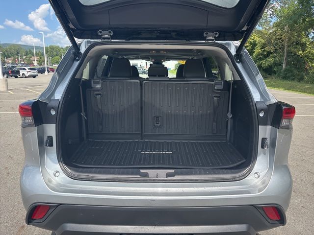 2023 Toyota Highlander Limited Platinum XLE XSE photo 22
